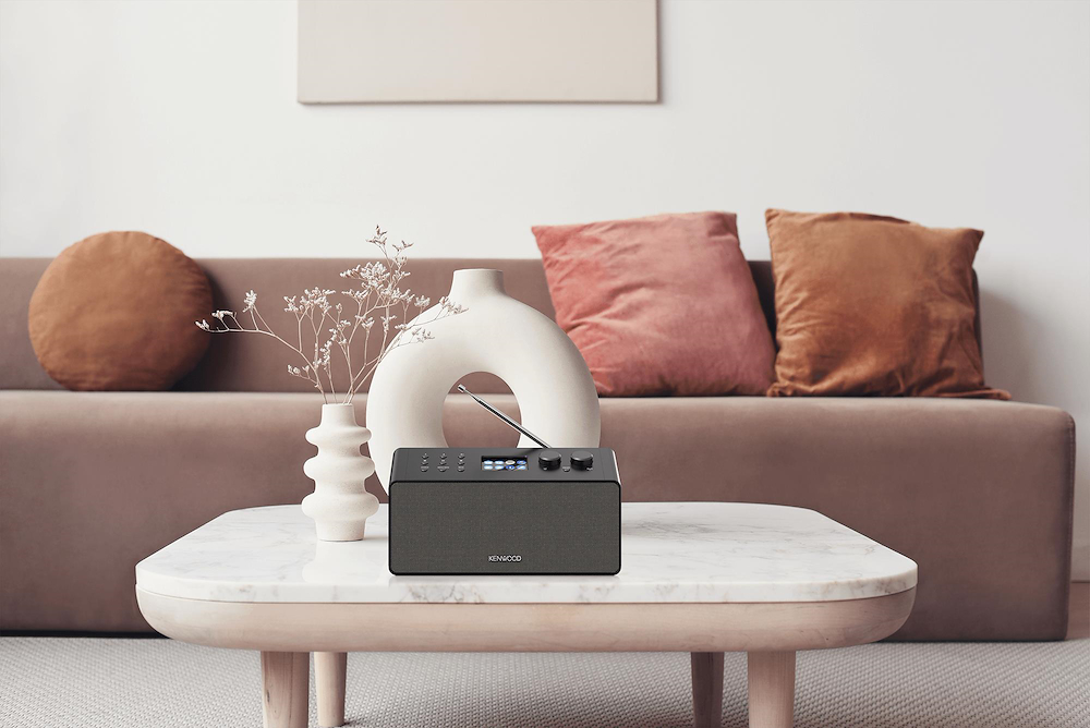 Kenwood Radio mit Bluetooth und WLAN, schwarz